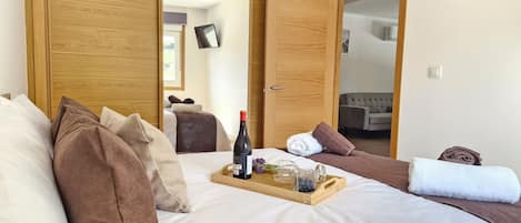 3 Schlafzimmer, Bügeleisen/Bügelbrett, WLAN, Bettwäsche