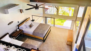 2 bedrooms, free WiFi, bed sheets - Private loft - pool and garden only for your group (Playa Hermosa)