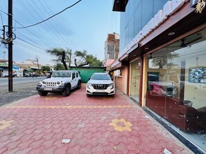 Free self-parking