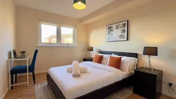 2 Schlafzimmer, Bügeleisen/Bügelbrett, WLAN, Bettwäsche