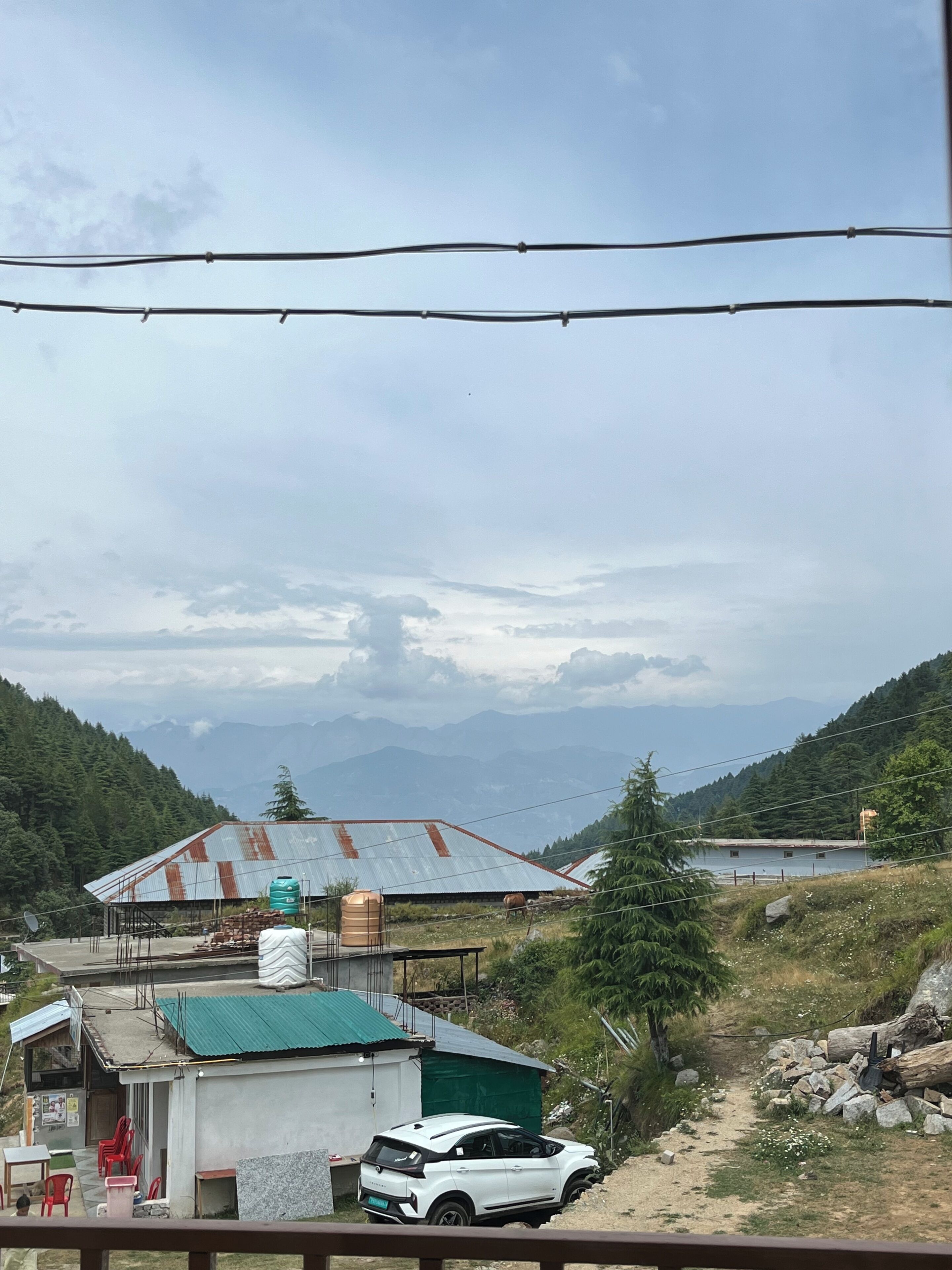Deluxe Double Room, Balcony, Hill View | Desk, soundproofing, free WiFi, bed sheets