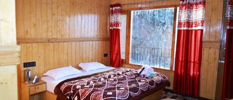 Deluxe Double Room, Balcony, Hill View | Room amenity