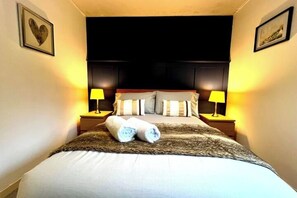 2 Schlafzimmer, Bügeleisen/Bügelbrett, WLAN, Bettwäsche
