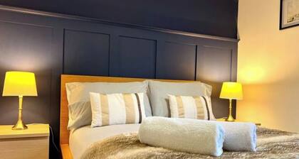 Ground floor Flat with Free Parking & WiFi