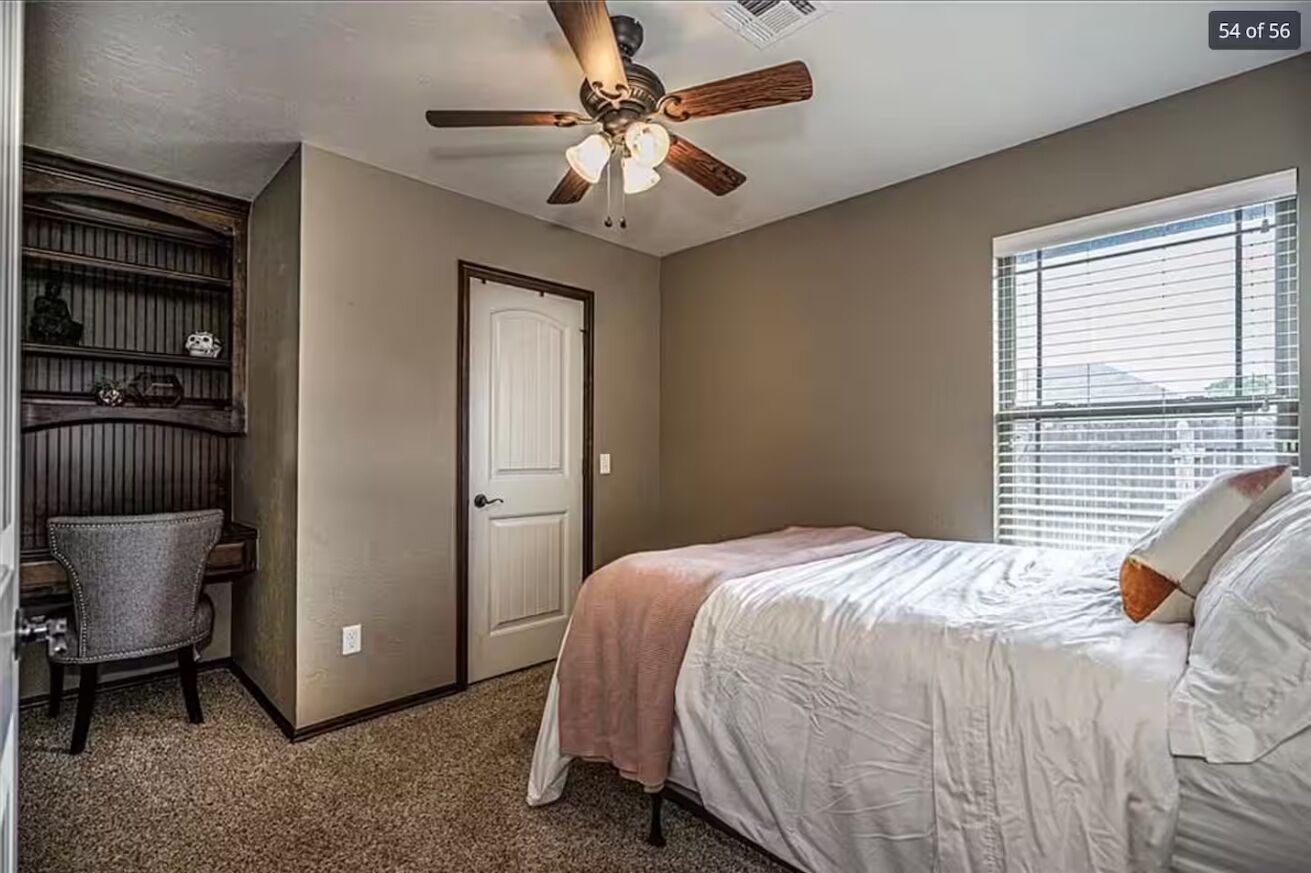 3 chambres, fer et planche à repasser, accès au Wi-Fi (inclus)