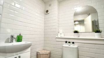 Towels, soap, toilet paper