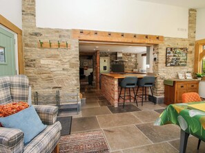 Interior - 10 Bridge Street (Craven Arms)