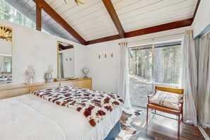 3 chambres, fer et planche à repasser, accès Internet, draps fournis