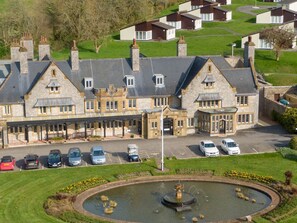 Exterior - Harcombe House Rooms Accessible Ground Floor Twin (Newton Abbot)