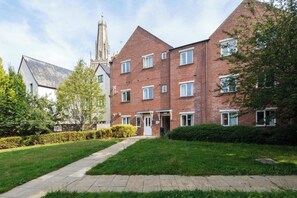 Front of property - Student Only Upper Quay House (Gloucester)