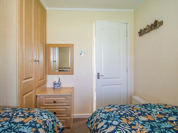 3 quartos, individualmente decorados, individualmente mobiliados