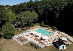 Beheizter Pool