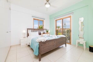 1 slaapkamer, een strijkplank/strijkijzer, gratis wifi, beddengoed