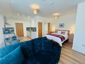 1 bedroom, iron/ironing board, free WiFi, bed sheets