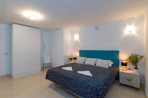4 Schlafzimmer, Bügeleisen/Bügelbrett, kostenloses WLAN, Bettwäsche