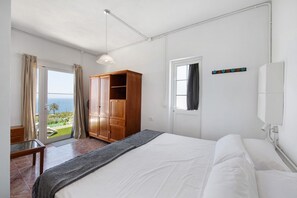 1 dormitorio, tabla de planchar con plancha, wifi gratis y ropa de cama