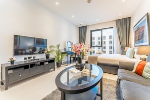 In-room safe, iron/ironing board, free WiFi, bed sheets - Near The Mall and Steps from the Park, Hyati Avenue by Deluxe Holiday Homes (Dubai)