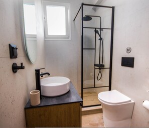 Shower, towels
