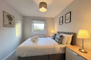 2 Schlafzimmer, Bügeleisen/Bügelbrett, WLAN, Bettwäsche