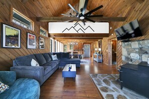 Smart TV, DVD player, books