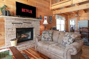 Smart TV, fireplace - Smoky Mountain Gem | MTN View, Hot Tub, Grill! (Gatlinburg)