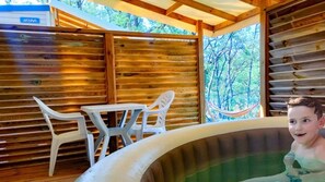 Outdoor spa tub