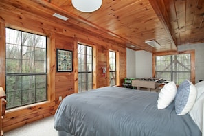 2 bedrooms, desk, iron/ironing board, free WiFi - Nature's Nest | MTN View, Hot Tub & Arcade Games! (Sevierville)