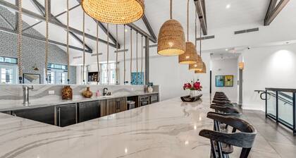 Beach Bliss: Modern 3 Bed Oasis Mins from Shore