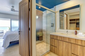 3 chambres, bureau, fer et planche à repasser, Wi-Fi gratuit