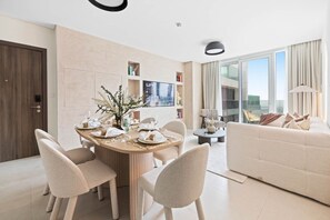 تناول الطعام