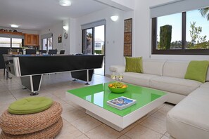 Games room - GreenWay Villa - Large Private Pool (Protaras, Paralimni)