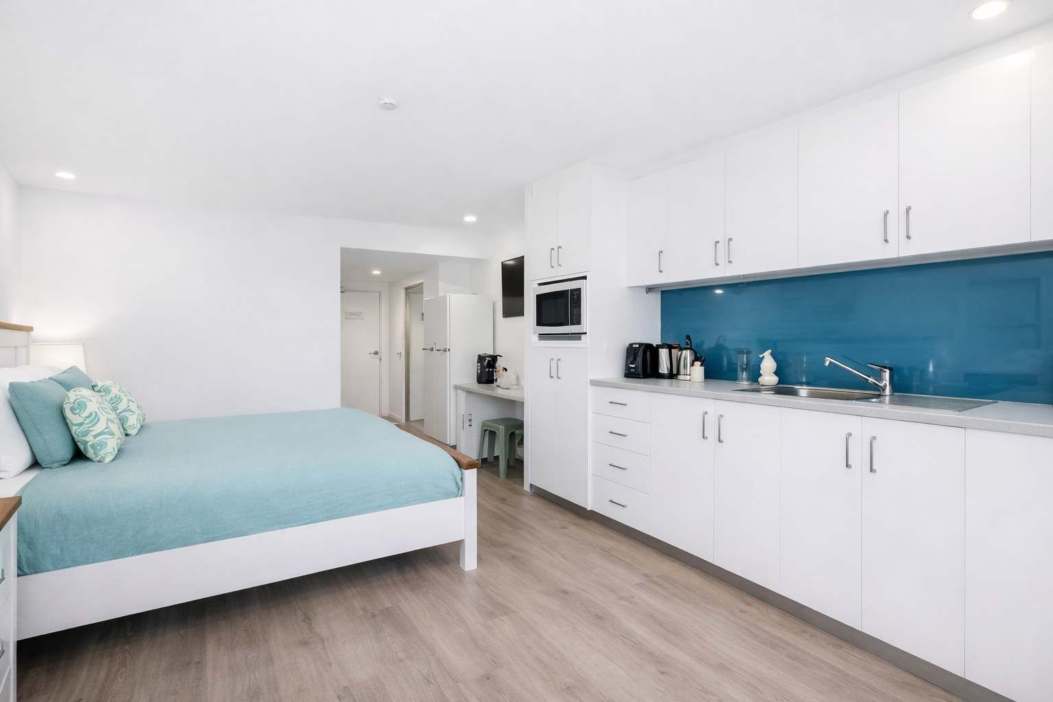 1 室のベッドルーム、デスク、アイロン / アイロン台、WiFi