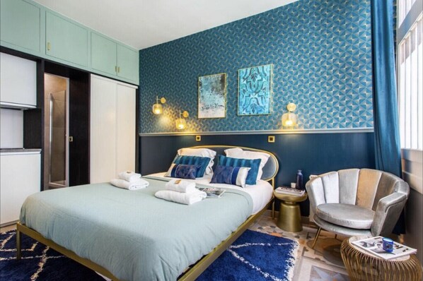 2 bedrooms, iron/ironing board, travel cot, free WiFi