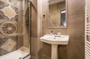مناشف