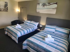 WiFi, bed sheets