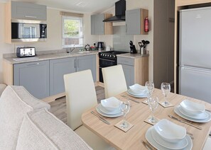 Fridge, oven, stovetop, toaster