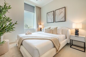 1 quarto, cofres nos quartos, ferros/tábuas de passar roupa