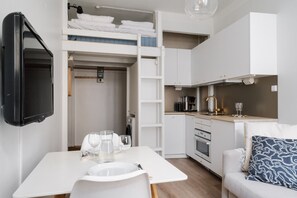 Interior - Cozy Studio Apartment in Kallio (Helsinki)