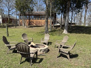 Property grounds - Waterfront Home Sleeps Five ~ Two Kayaks and Private Pier (Cedar Bluff)