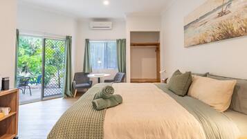 1 chambre, fer et planche à repasser, Wi-Fi gratuit, draps fournis