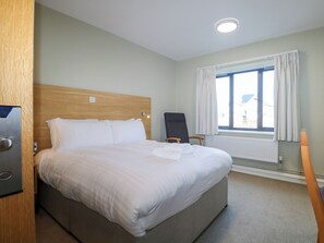 1 habitación, decoración personalizada y muebles diferentes