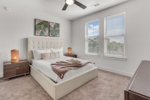 2 bedrooms, desk, iron/ironing board, travel crib