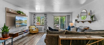 Private Ashland Townhouse