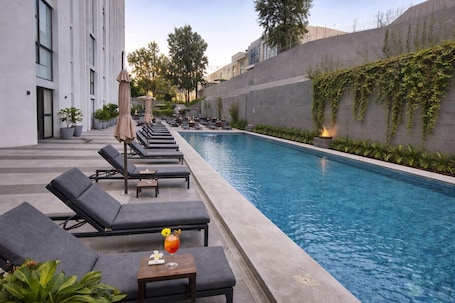 Pool. Incredible Luxury Apartment Near Andares!