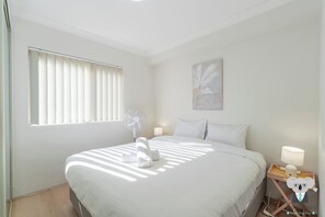 2 bedrooms, WiFi, bed sheets