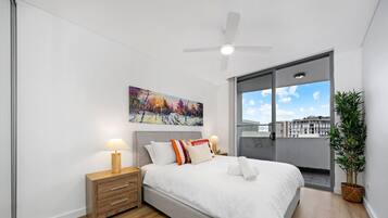 2 bedrooms, iron/ironing board, WiFi, bed sheets