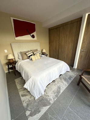 1 chambre, fer et planche à repasser, Wi-Fi, draps fournis