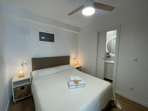 1 bedroom, iron/ironing board, travel cot, free WiFi