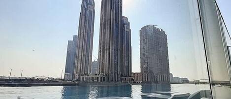 حمام سباحة