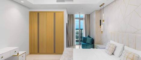1 bedroom, iron/ironing board, travel crib, WiFi